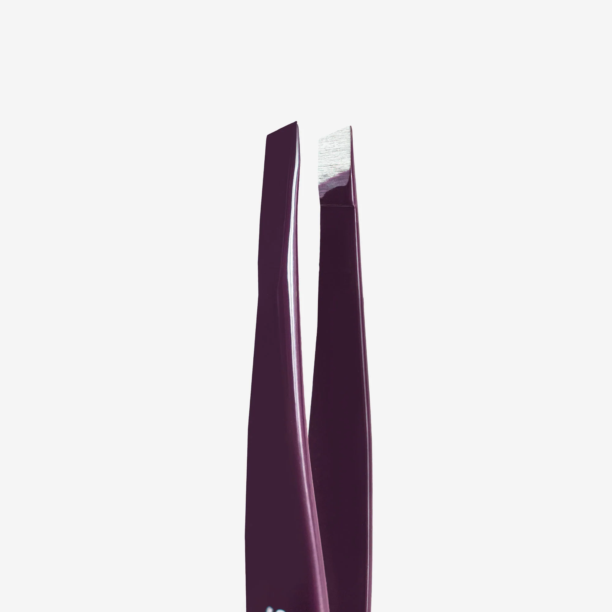 Eyebrow tweezers violet EXPERT 11 TYPE 4v (narrow beveled) - Image 2